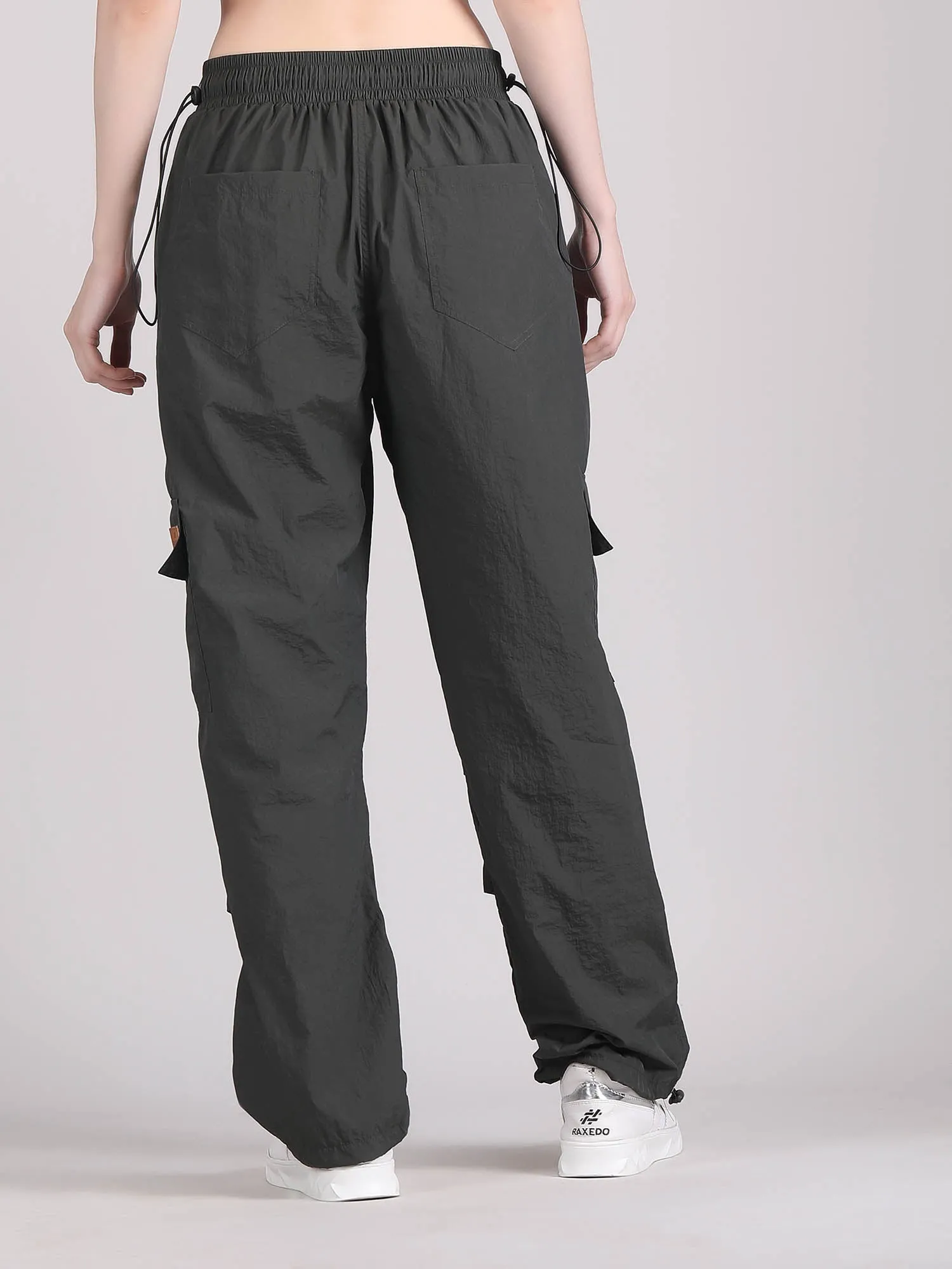 Baggy parachute cargo pants