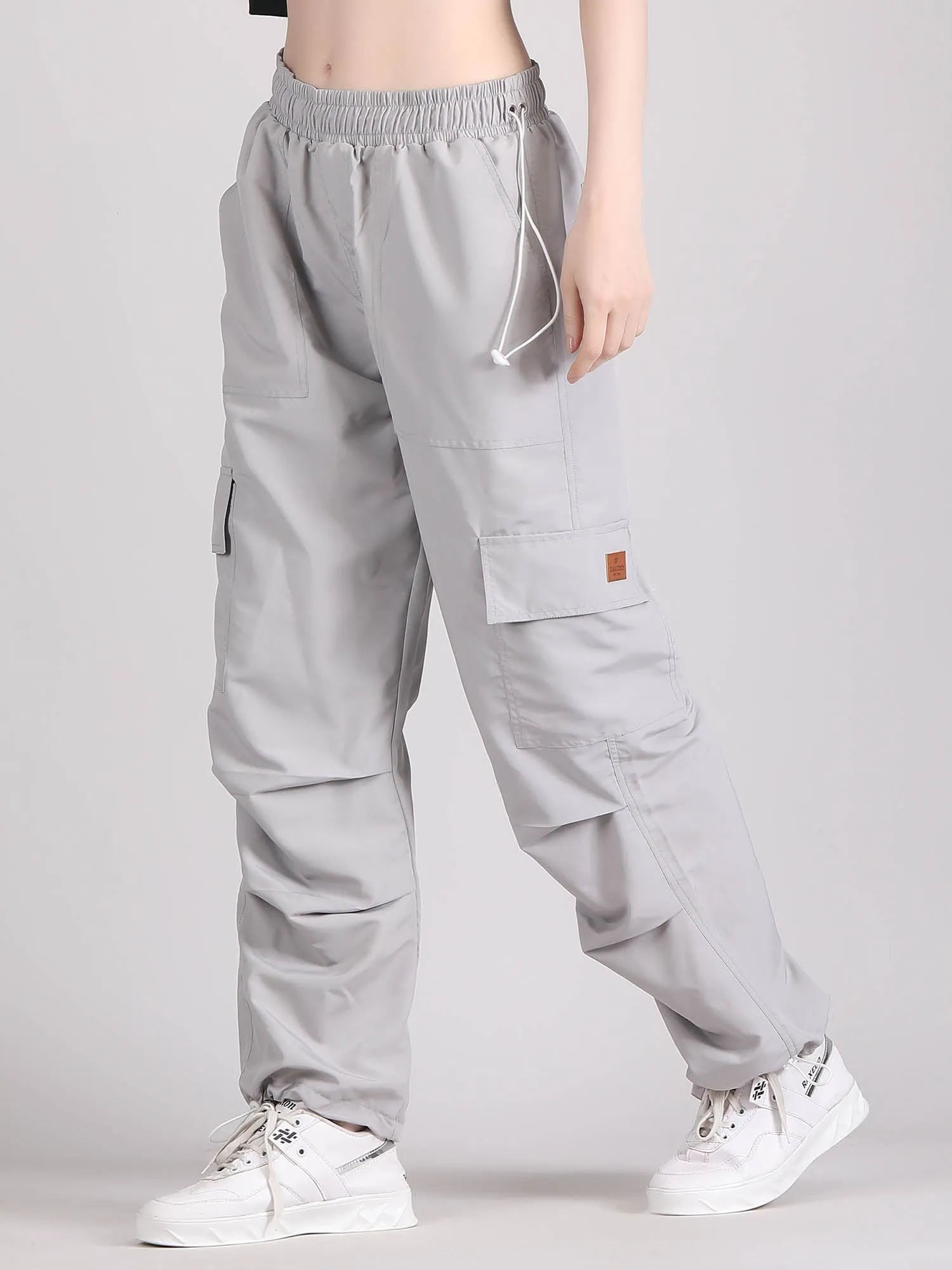 Baggy parachute cargo pants