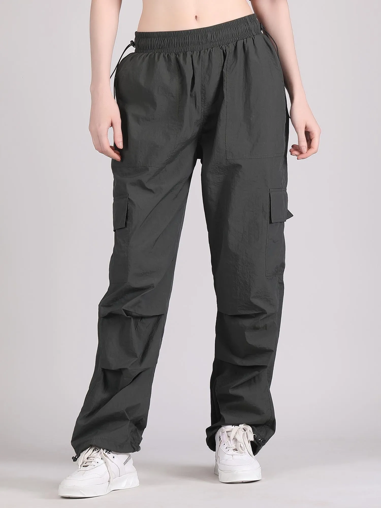 Baggy parachute cargo pants