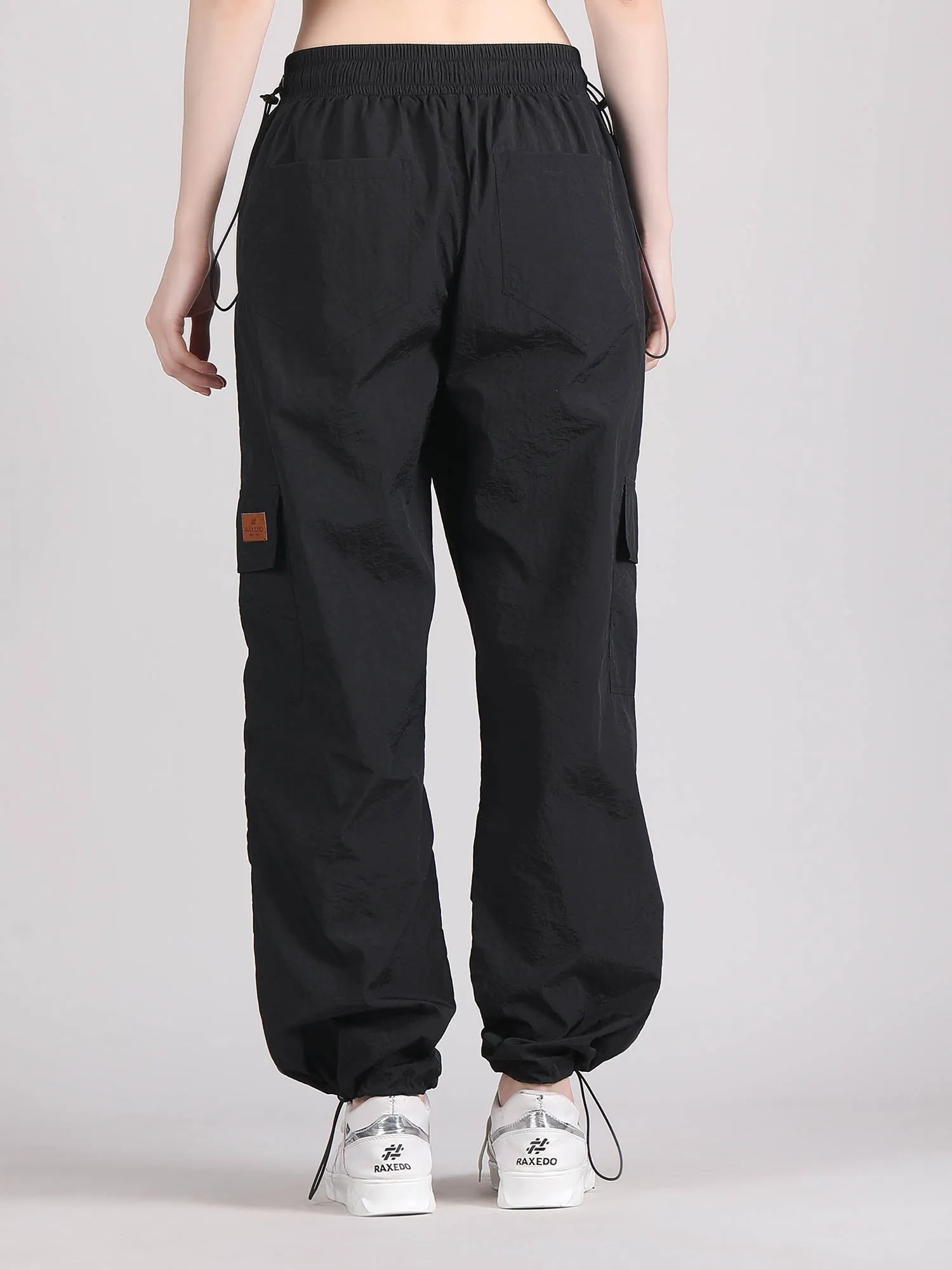 Baggy parachute cargo pants