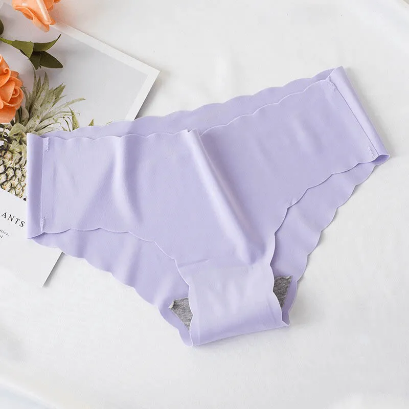 Solid Color Low Waist Ruffle Stretch Briefs / Seamless Underwear - SF0803